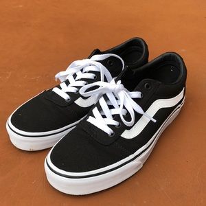 Vans Old Skool Skate Shoes